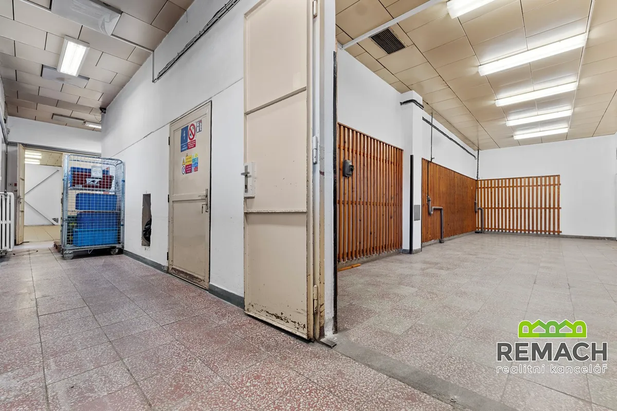 Pronájem obchodního prostoru 40 m²
